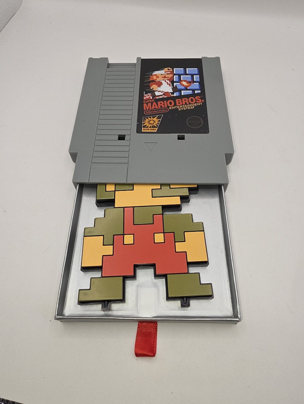 2021 CultureFly - Nintendo - NES Super Mario Bros Figure - Picture 4 of 6